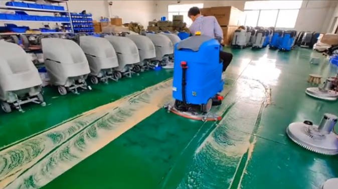 内江2023年还在用人工的物业保洁不妨试试洗地机吧